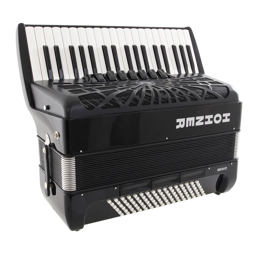 <strong style="font-size: 18px;">Hohner Bravo III 80</strong> <br> ca. 43 × 18,5 cm, ca. 8,6 kg <br> <strong>56€/monatlich</strong>